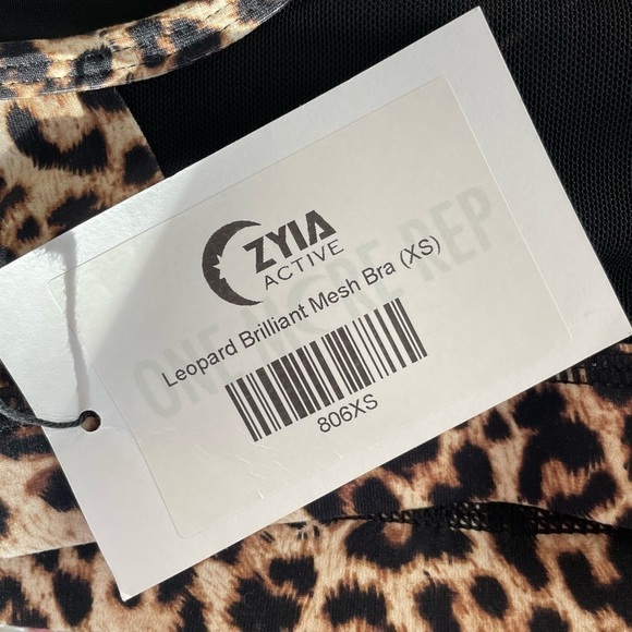 NWT Zyia Leopard 3-Piece Mix & Match Set, One Bra, Two Leggings, Size 4/XS - Picture 9 of 16